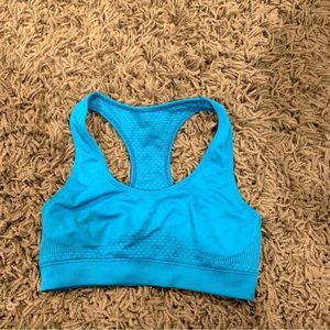 Womens forever21 sports bra Size: S